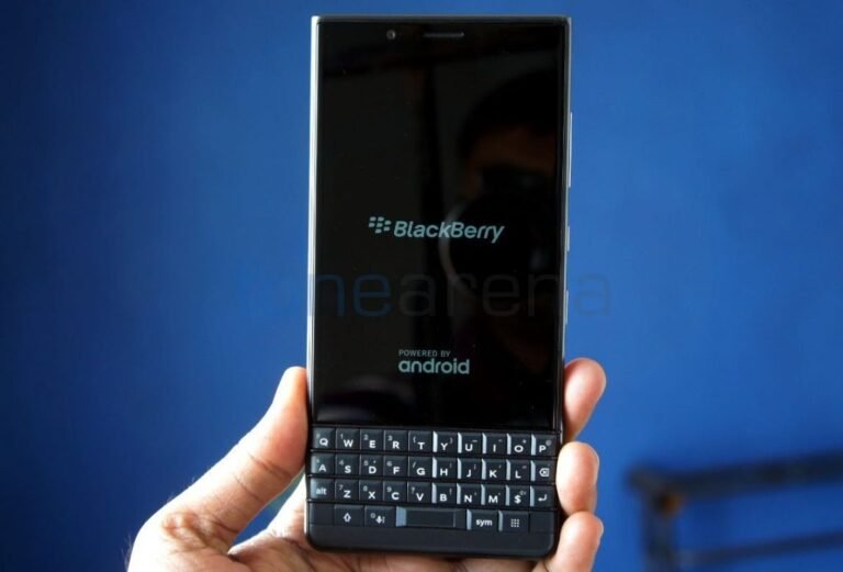 Rumors of BlackBerry Styling Cuvery Coventry Cellphone to return via the UK begin